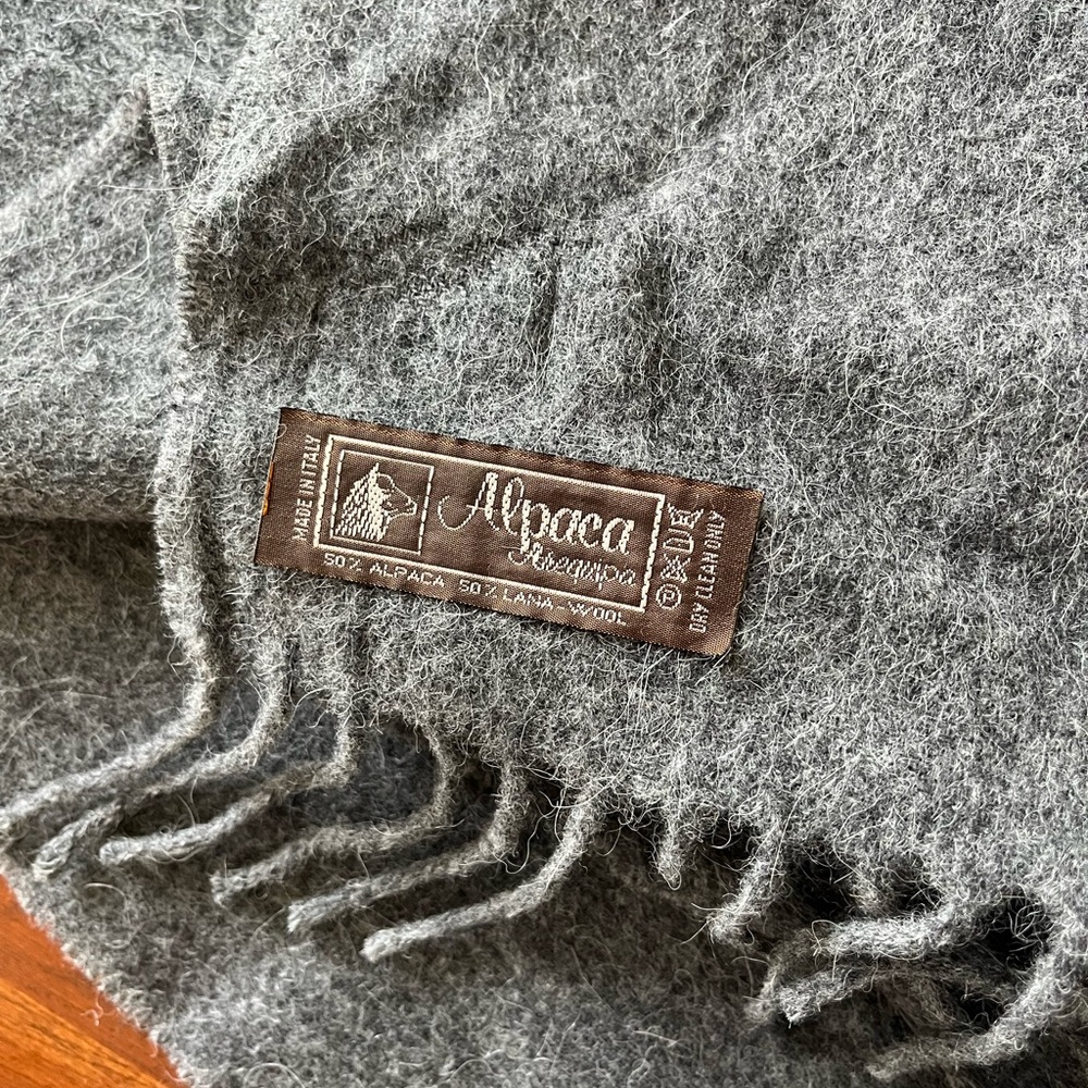 Saks Fifth Avenue Alpaca Wool Blend Scarf Grey unisex
